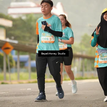 Runner Photo 8256887