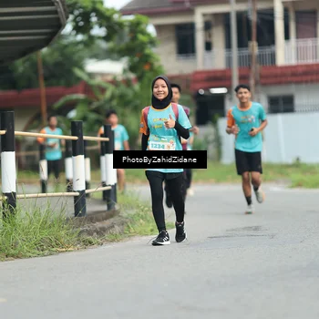 Runner Photo 8256904