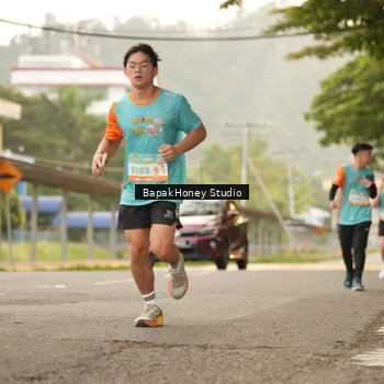 Runner Photo 8256940