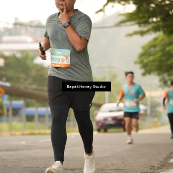 Runner Photo 8256973