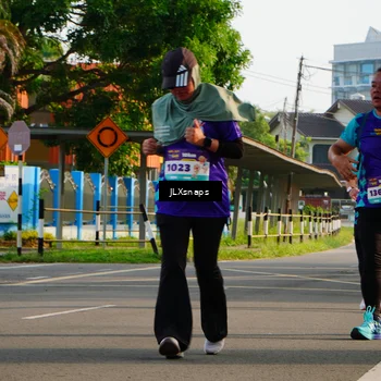 Runner Photo 8257026