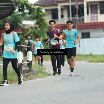 Runner Photo 8257041
