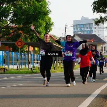 Runner Photo 8257056