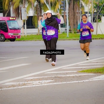 Runner Photo 8257057