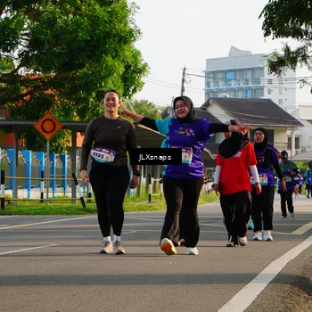 Runner Photo 8257059