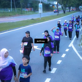 Runner Photo 8257092