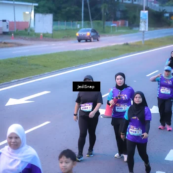 Runner Photo 8257098