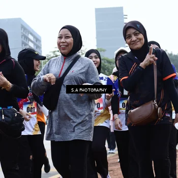 Runner Photo 8257101