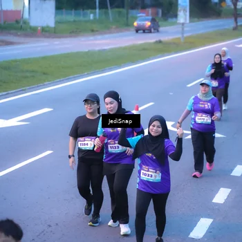 Runner Photo 8257114