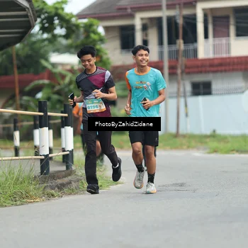 Runner Photo 8257115