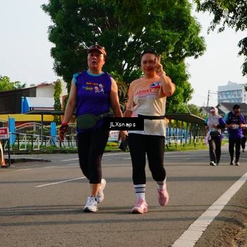 Runner Photo 8257196