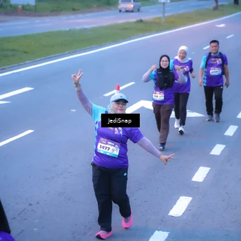 Runner Photo 8257236