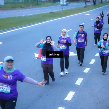 Runner Photo 8257281