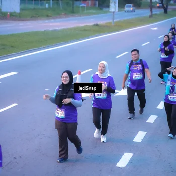 Runner Photo 8257293