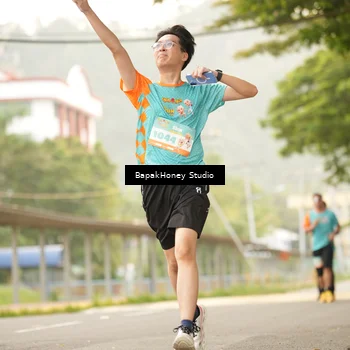 Runner Photo 8257301