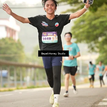 Runner Photo 8257334