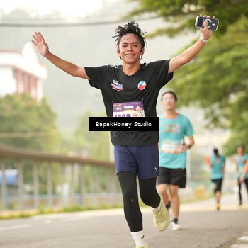Runner Photo 8257335