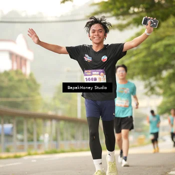 Runner Photo 8257339