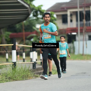 Runner Photo 8257340