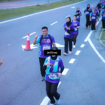 Runner Photo 8257347