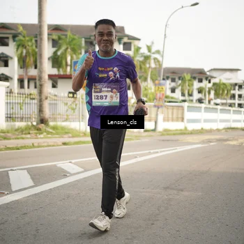 Runner Photo 8257351
