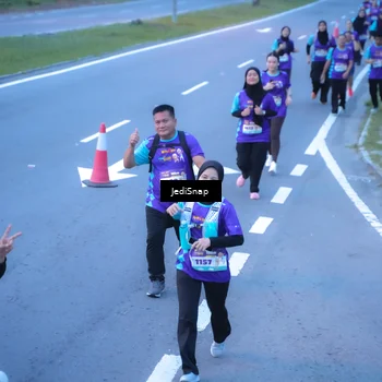 Runner Photo 8257386