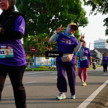 Runner Photo 8257400