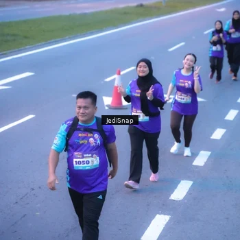 Runner Photo 8257467