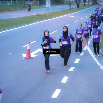 Runner Photo 8257521