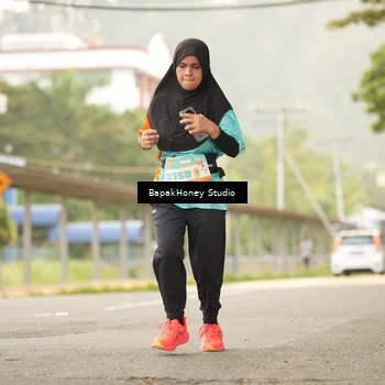 Runner Photo 8257544