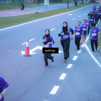 Runner Photo 8257549