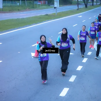Runner Photo 8257588
