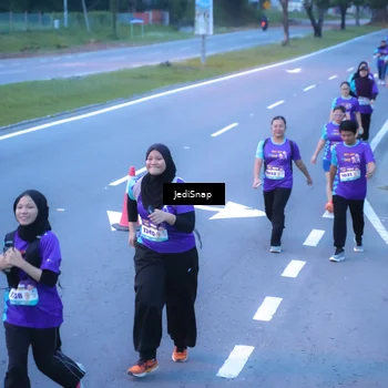Runner Photo 8257624