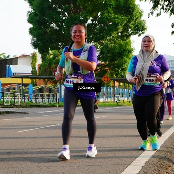 Runner Photo 8257639