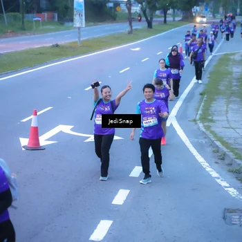 Runner Photo 8257644