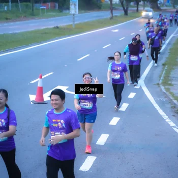 Runner Photo 8257713