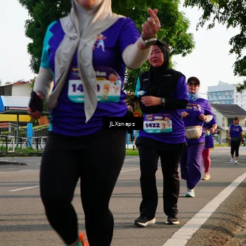 Runner Photo 8257719