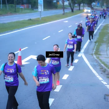Runner Photo 8257722