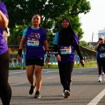 Runner Photo 8257763