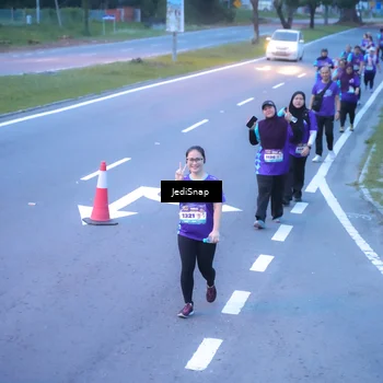 Runner Photo 8257814
