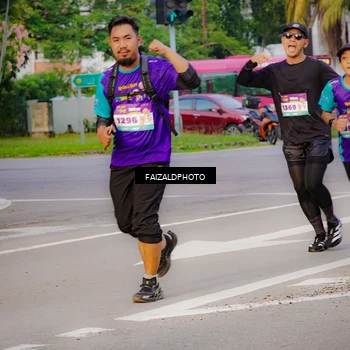 Runner Photo 8257851