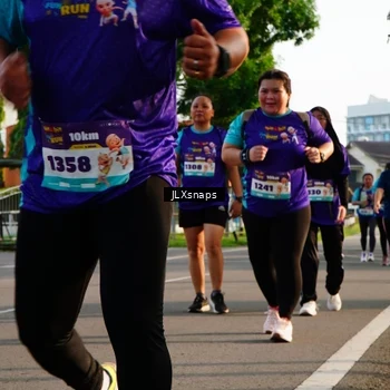 Runner Photo 8257875