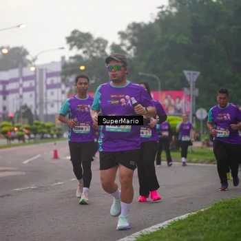 Runner Photo 8257890