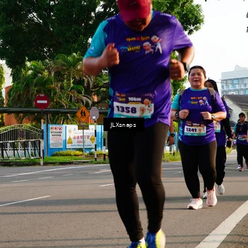 Runner Photo 8257928