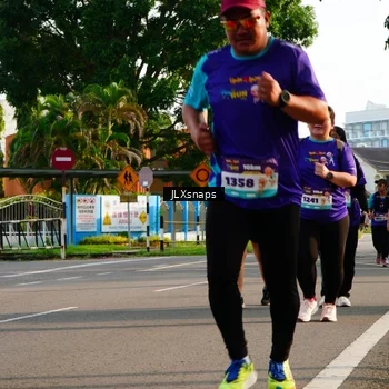 Runner Photo 8257942