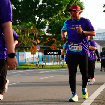 Runner Photo 8257977