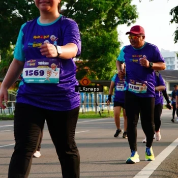 Runner Photo 8257978