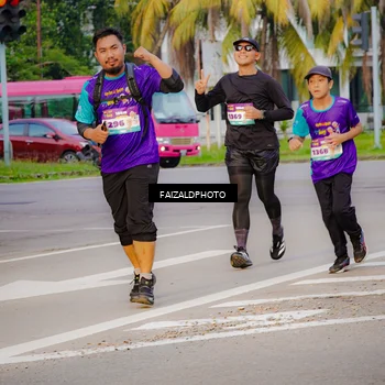 Runner Photo 8257989