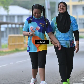Runner Photo 8258003