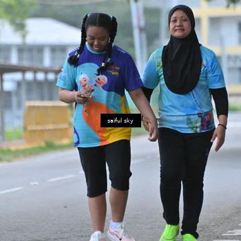 Runner Photo 8258008